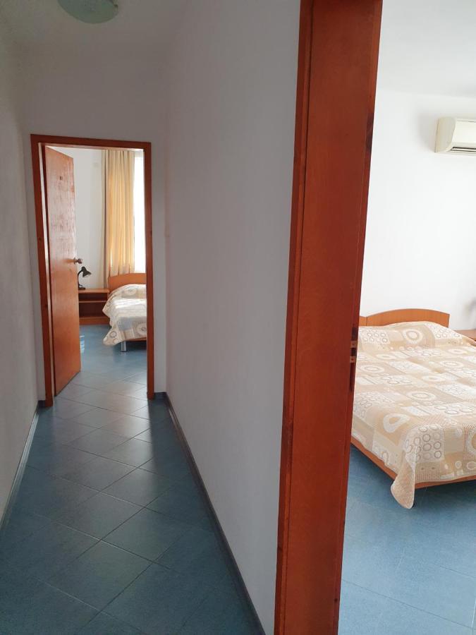 Family Hotel Maritime Achtopol Exterior foto