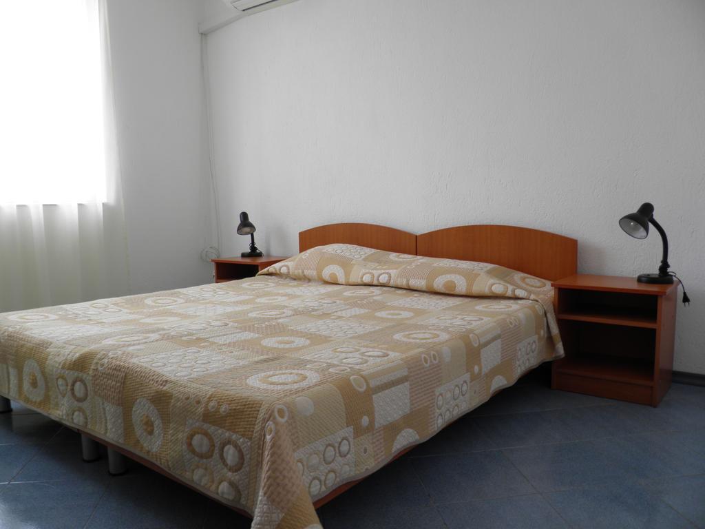 Family Hotel Maritime Achtopol Exterior foto